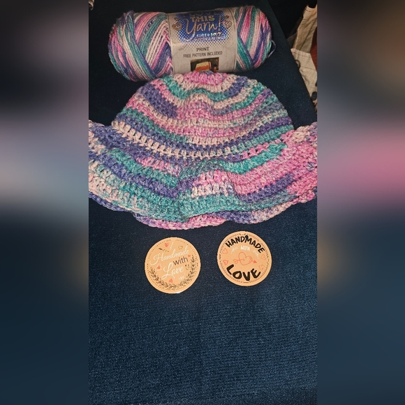 Crochet Bucket Ruffle Hat-Multicolor - Picture 7 of 8